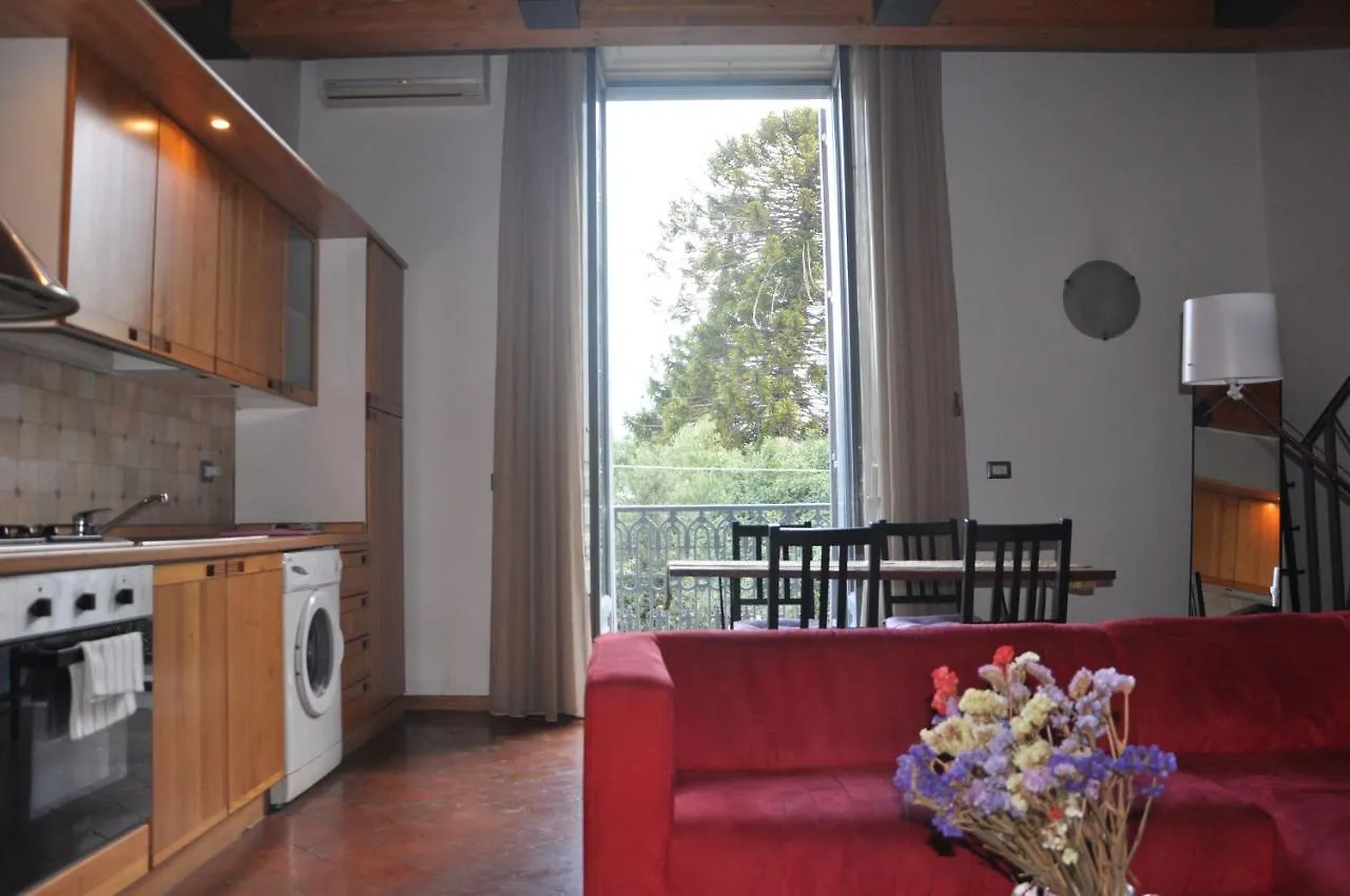 Appartamenti Villa Bellini Catane 0*,